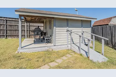 400 Piccadilly Circle, Burleson, TX 76028 - Photo 33