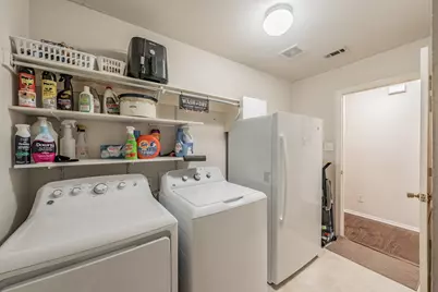 400 Piccadilly Circle, Burleson, TX 76028 - Photo 17