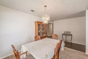 400 Piccadilly Cir, Burleson, TX 76028 - Photo 7