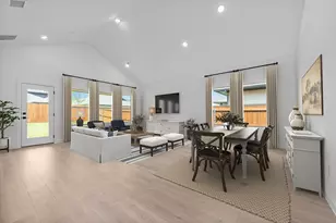 2209 Maple Ridge Dr, Van Alstyne, TX 75495 - Photo 13