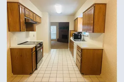 2621 Ozark Drive, Grand Prairie, TX 75052 - Photo 13