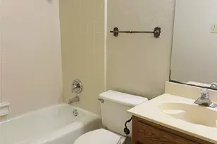 2621 Ozark Dr, Grand Prairie, TX 75052 - Photo 27