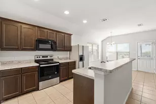 5829 Farnsworth Ave, Fort Worth, TX 76107 - Photo 17