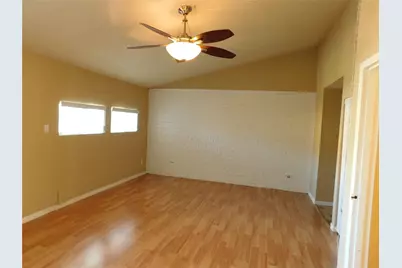 2051 Embassy Way, Carrollton, TX 75006 - Photo 13