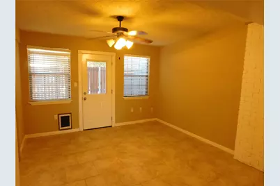 2051 Embassy Way, Carrollton, TX 75006 - Photo 5