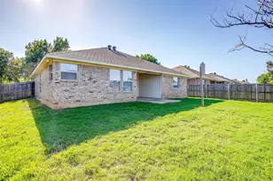 543 Thistle Meade Cir, Burleson, TX 76028 - Photo 23