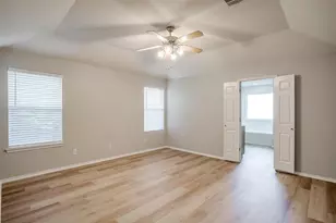 543 Thistle Meade Cir, Burleson, TX 76028 - Photo 17