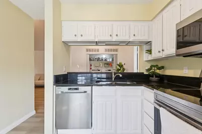 5200 Martel Avenue #16C, Dallas, TX 75206 - Photo 7