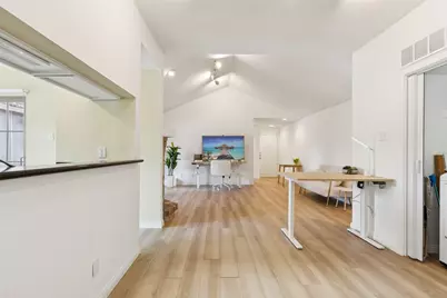 5200 Martel Avenue #16C, Dallas, TX 75206 - Photo 9