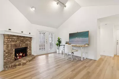 5200 Martel Avenue #16C, Dallas, TX 75206 - Photo 1