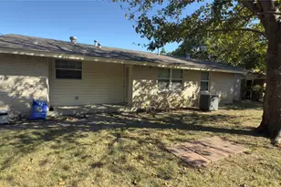 12117 Sunland St, Dallas, TX 75218 - Photo 17