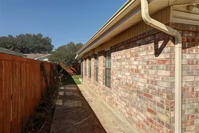 2105 Wheaton Drive, Richardson, TX 75081 - Photo 29