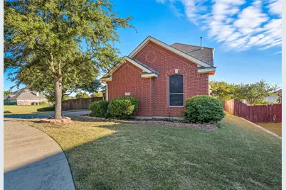 1401 Springside Drive, Garland, TX 75043 - Photo 3