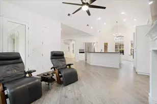 10984 Stagecoach Pass, Pilot Point, TX 76258 - Photo 15