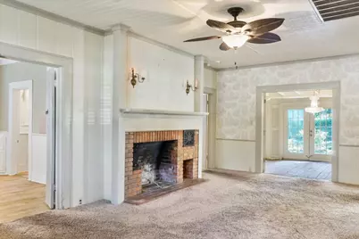 1501 Sycamore Avenue, Corsicana, TX 75110 - Photo 5