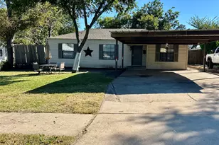 1610 Davis Blvd, Garland, TX 75042 - Photo 1