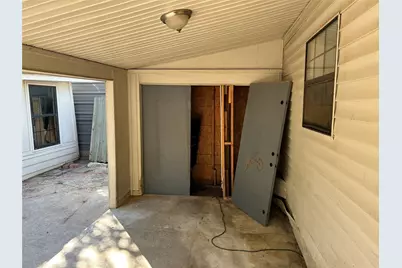 1610 Davis Boulevard, Garland, TX 75042 - Photo 25