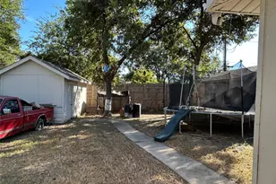 1610 Davis Blvd, Garland, TX 75042 - Photo 23