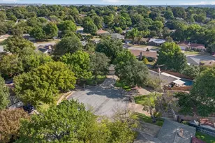 1613 Trinity Ct, Bedford, TX 76022 - Photo 37