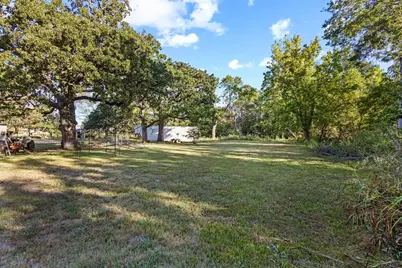 1604 N Center Street, Bonham, TX 75418 - Photo 35