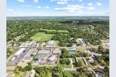 1604 N Center Street, Bonham, TX 75418 - Photo 3