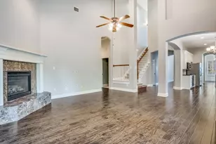 2612 Waters Edge Ln, Fort Worth, TX 76116 - Photo 5