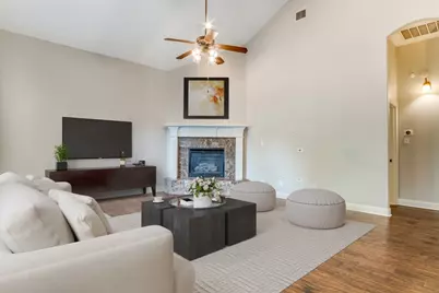 2612 Waters Edge Lane, Fort Worth, TX 76116 - Photo 3