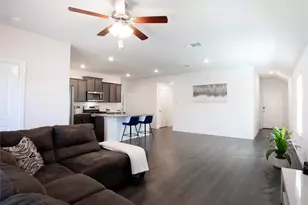 1004 Longhorn Ln, Princeton, TX 75407 - Photo 9