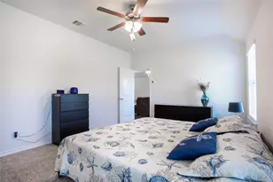 1004 Longhorn Ln, Princeton, TX 75407 - Photo 11