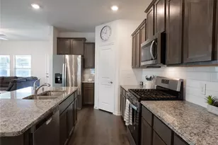1004 Longhorn Ln, Princeton, TX 75407 - Photo 5