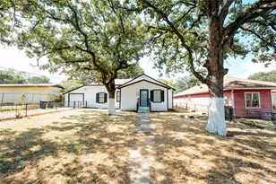 4514 Erath St, Fort Worth, TX 76119 - Photo 23