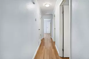 907 W Bridge, Granbury, TX 76048 - Photo 7