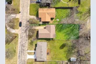 907 W Bridge, Granbury, TX 76048 - Photo 19