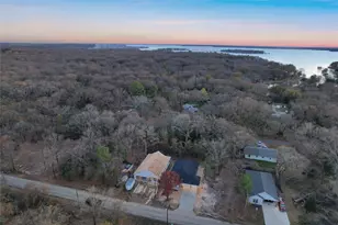 125 Barcelona, Payne Springs, TX 75156 - Photo 9