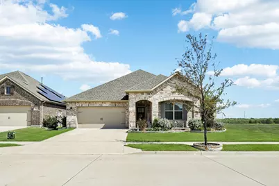 4714 Indian Hawthorn Drive, Venus, TX 76084 - Photo 3