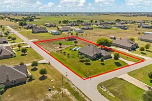 8901 Hillview Dr, Godley, TX 76044 - Photo 37