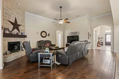 8901 Hillview Drive, Godley, TX 76044 - Photo 3