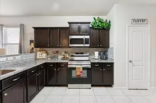 180 Kennedy Dr, Venus, TX 76084 - Photo 9