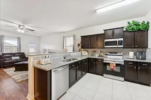 180 Kennedy Dr, Venus, TX 76084 - Photo 13