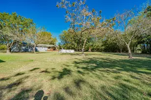 329 Vz County Rd 3810, Wills Point, TX 75169 - Photo 37