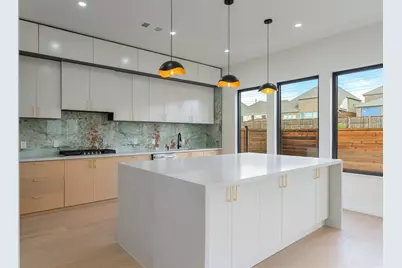 3447 Umyousef Court, Irving, TX 75038 - Photo 3