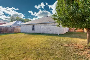 2811 Monthaven Dr, Arlington, TX 76001 - Photo 21