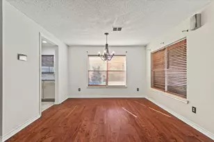 2201 Driskell Ln, Corinth, TX 76210 - Photo 9