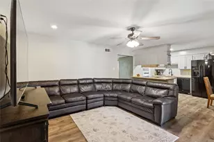 248 Mountain View Dr, Azle, TX 76020 - Photo 7