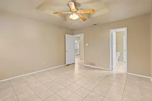 5123 Trail Dust Ln, Arlington, TX 76017 - Photo 19