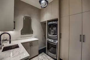 1918 Olive St, Dallas, TX 75201 - Photo 33