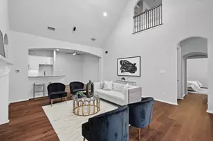 3215 Ricci Ln, Irving, TX 75062 - Photo 3