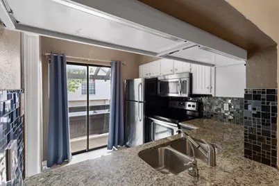 4130 Proton Drive #6D, Addison, TX 75001 - Photo 9