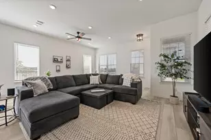 6201 Queen's Path, North Richland Hills, TX 76180 - Photo 7