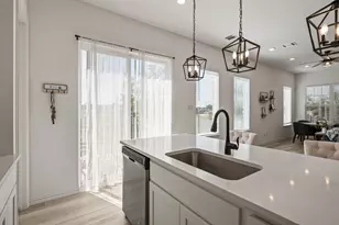 6201 Queen's Path, North Richland Hills, TX 76180 - Photo 17